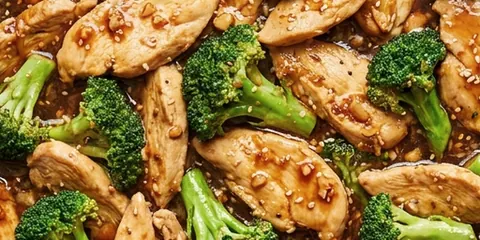 One-Pan Chicken & Broccoli Stir-Fry